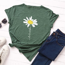 Load image into Gallery viewer, Daisy Print Summer T Shirt
