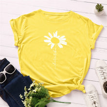 Load image into Gallery viewer, Daisy Print Summer T Shirt
