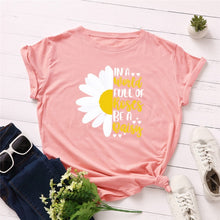 Load image into Gallery viewer, Daisy Print Summer T Shirt
